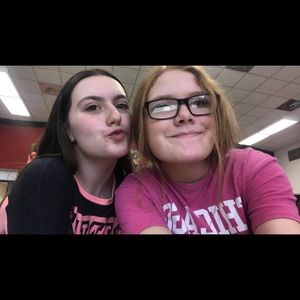 Meet your Posher, Adriana